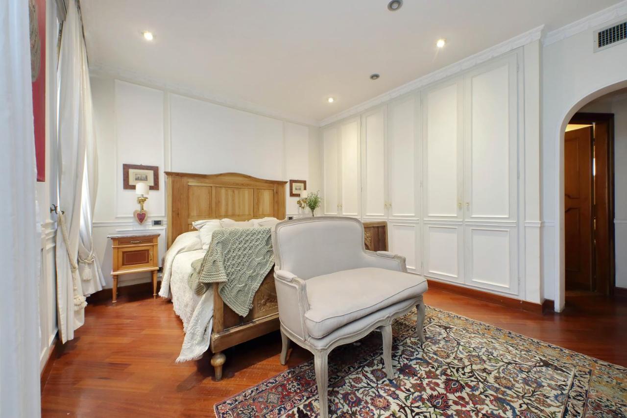 4Bnb - Luxury Trevi Apartment W Terrace Rome Buitenkant foto