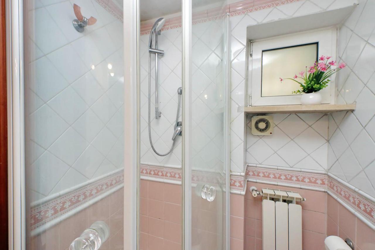 4Bnb - Luxury Trevi Apartment W Terrace Rome Buitenkant foto